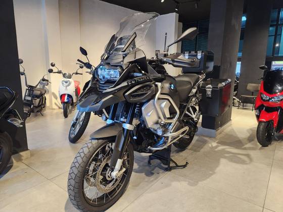 BMW R 1250 GS ADVENTURE TRIPLE BLACK BMW R 1250 GS ADVENTURE TRIPLE BLACK
